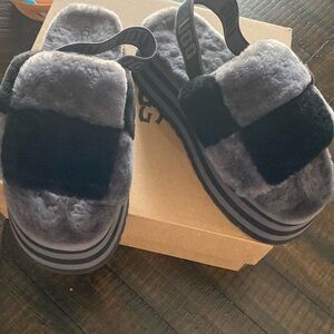 Ugg disco checker slide